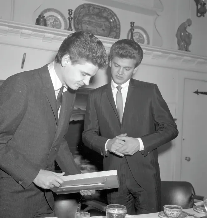 Framed Print : Photo of Everly Brothers Framed Print : Photo of Everly Brothers