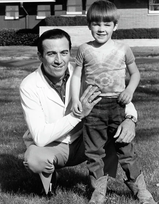 Framed Print : Photo of Faron Young Framed Print : Photo of Faron Young