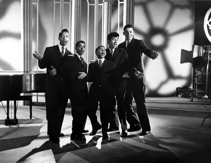 Framed Print : Photo of Frankie Lymon and Teenagers Framed Print : Photo of Frankie Lymon and Teenagers