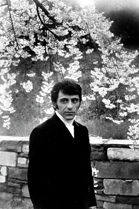 Framed Print : Photo of Frankie Valli Portrait Framed Print : Photo of Frankie Valli Portrait