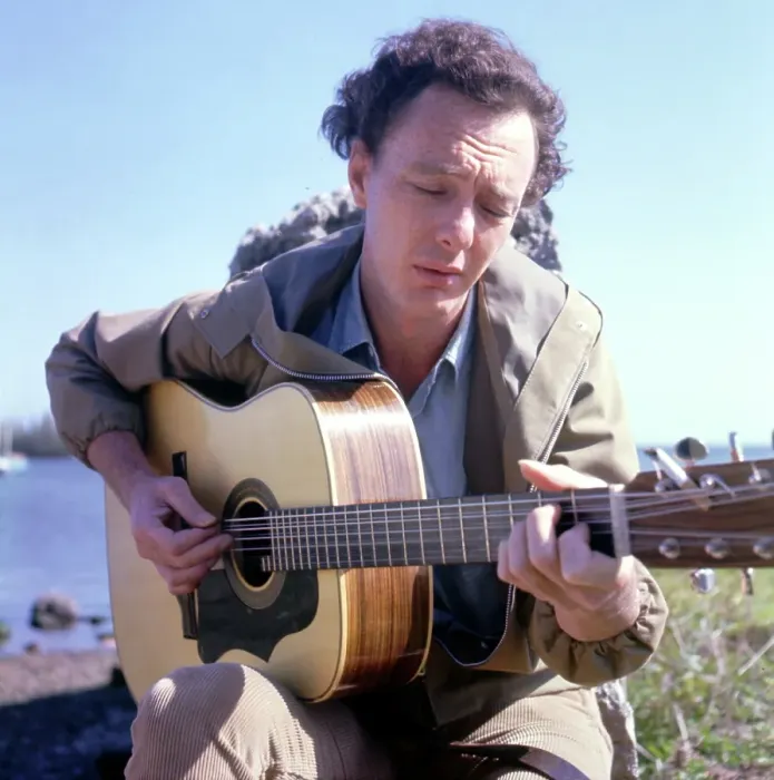 Framed Print : Photo of Fred Neil