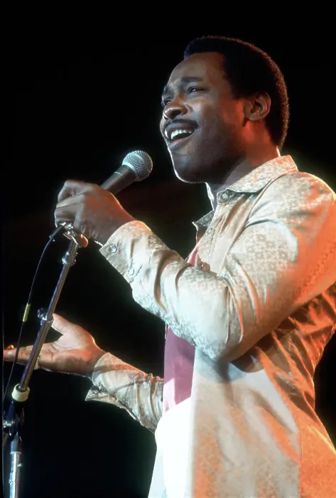 Framed Print : Photo of George Benson Framed Print : Photo of George Benson