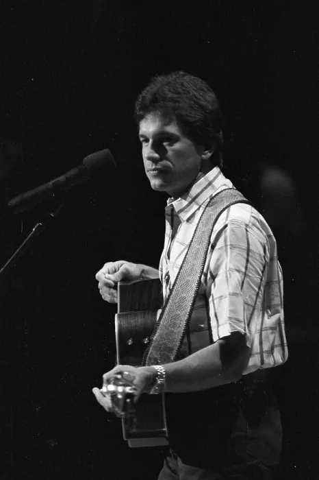 Framed Print : Photo of George Strait Framed Print : Photo of George Strait