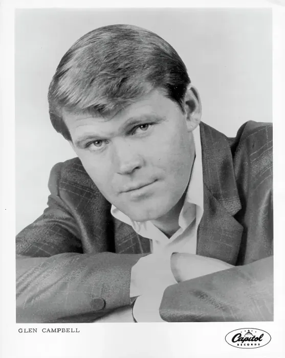 Framed Print : Photo of Glen Campbell Framed Print : Photo of Glen Campbell