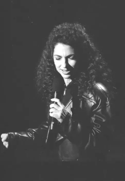 Framed Print : Photo of Gloria Estefan Framed Print : Photo of Gloria Estefan