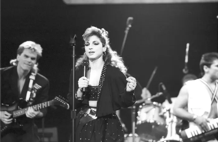 Framed Print : Photo of Gloria Estefan Framed Print : Photo of Gloria Estefan