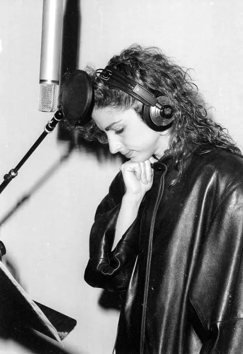 Framed Print : Photo of Gloria Estefan Framed Print : Photo of Gloria Estefan