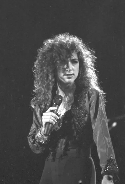 Framed Print : Photo of Gloria Estefan Framed Print : Photo of Gloria Estefan