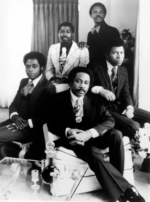 Framed Print : Photo of Harold Melvin & Blue Notes Framed Print : Photo of Harold Melvin & Blue Notes