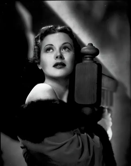 Framed Print : Photo of Hedy Lamarr Framed Print : Photo of Hedy Lamarr
