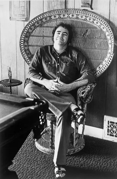 Framed Print : Photo of Hoyt Axton Framed Print : Photo of Hoyt Axton
