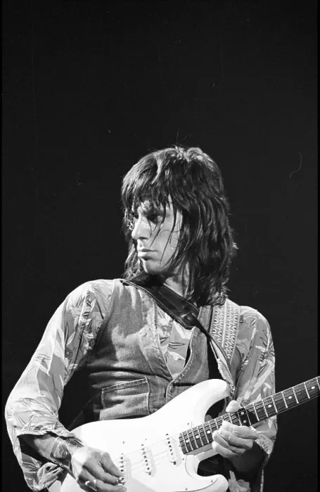 Framed Print : Photo of Jeff Beck Framed Print : Photo of Jeff Beck
