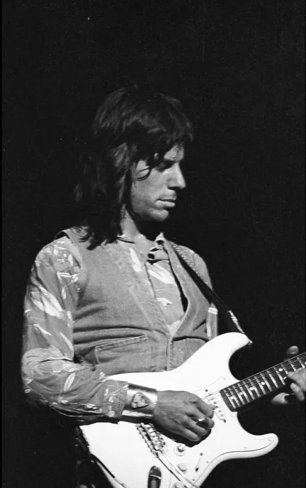 Framed Print : Photo of Jeff Beck Framed Print : Photo of Jeff Beck
