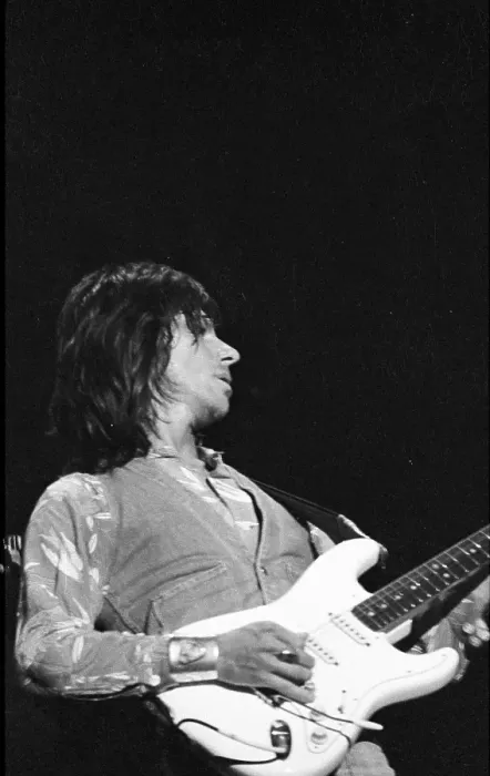 Framed Print : Photo of Jeff Beck Framed Print : Photo of Jeff Beck