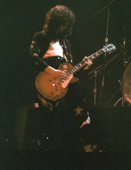 Framed Print : Photo of Jimmy Page Framed Print : Photo of Jimmy Page