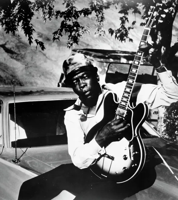 Framed Print : Photo of John Lee Hooker Framed Print : Photo of John Lee Hooker