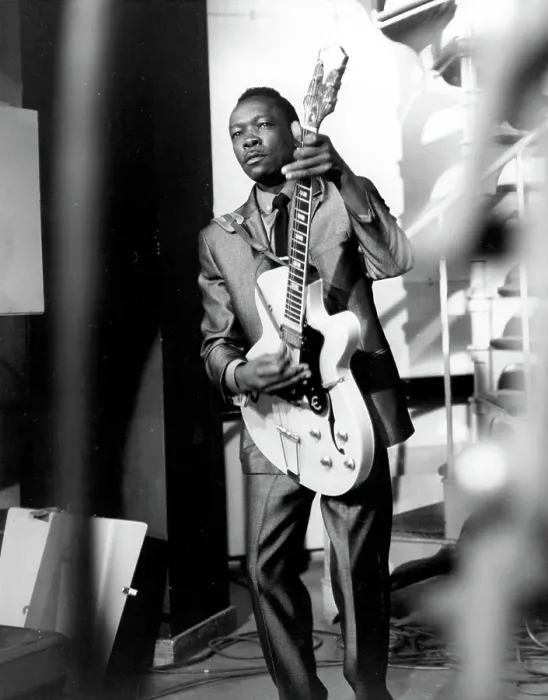 Framed Print : Photo of John Lee Hooker