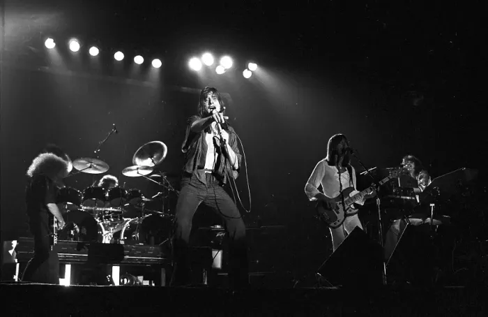 Framed Print : Photo of Journey Framed Print : Photo of Journey