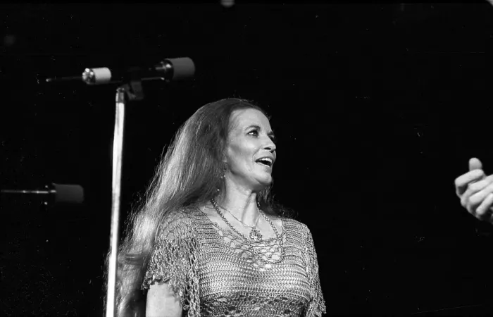Framed Print : Photo of June Carter Cash Framed Print : Photo of June Carter Cash