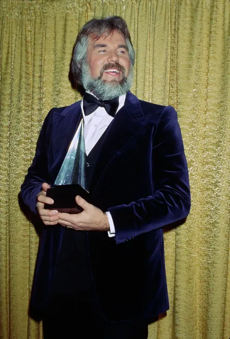 Framed Print : Photo of Kenny Rogers Framed Print : Photo of Kenny Rogers