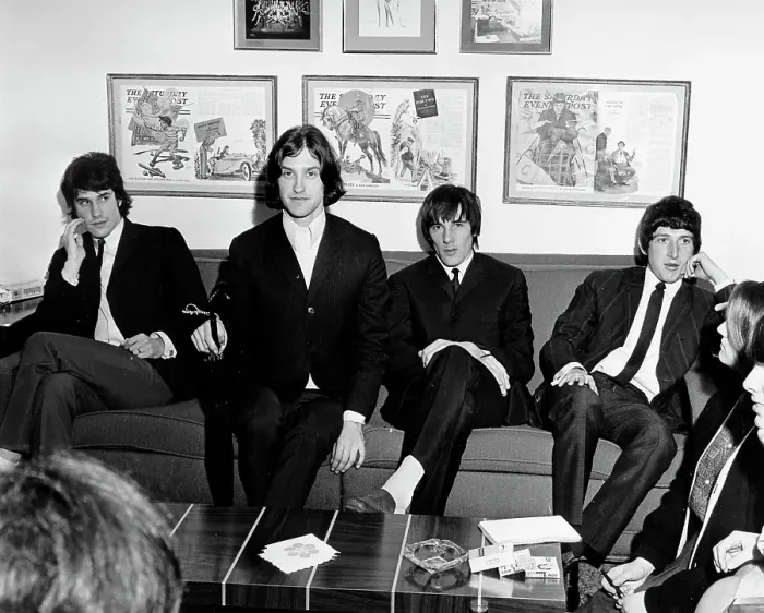 Framed Print : Photo of Kinks Framed Print : Photo of Kinks