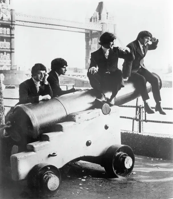 Framed Print : Photo of Kinks Framed Print : Photo of Kinks