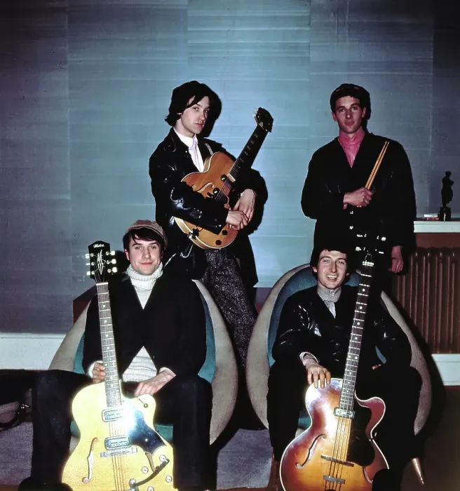 Framed Print : Photo of Kinks Framed Print : Photo of Kinks