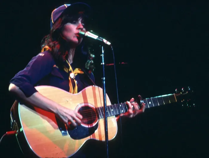 Framed Print : Photo of Linda Ronstadt Framed Print : Photo of Linda Ronstadt