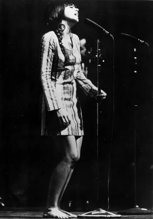 Framed Print : Photo of Linda Ronstadt Framed Print : Photo of Linda Ronstadt