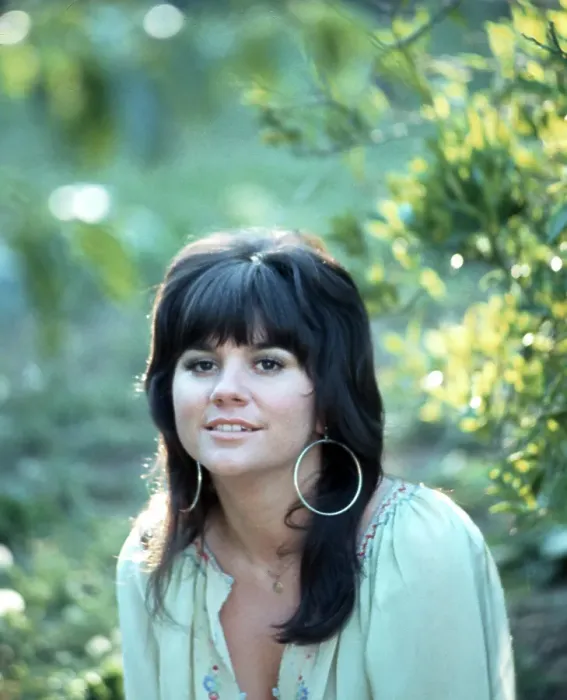 Framed Print : Photo of Linda Ronstadt Framed Print : Photo of Linda Ronstadt