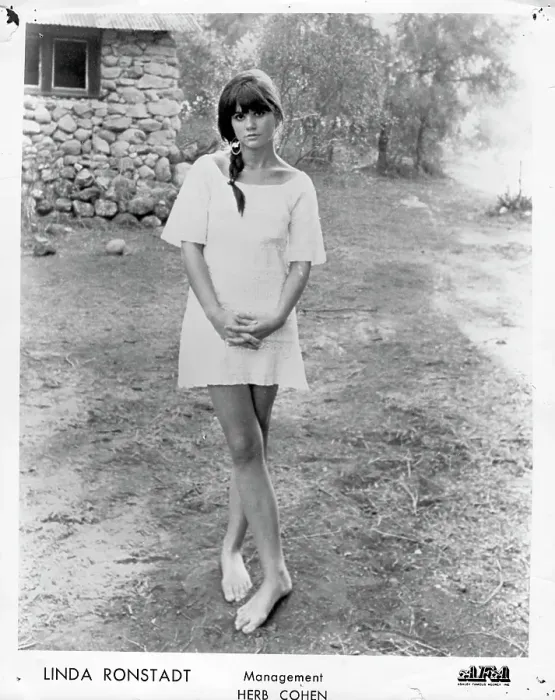 Framed Print : Photo of Linda Ronstadt Framed Print : Photo of Linda Ronstadt