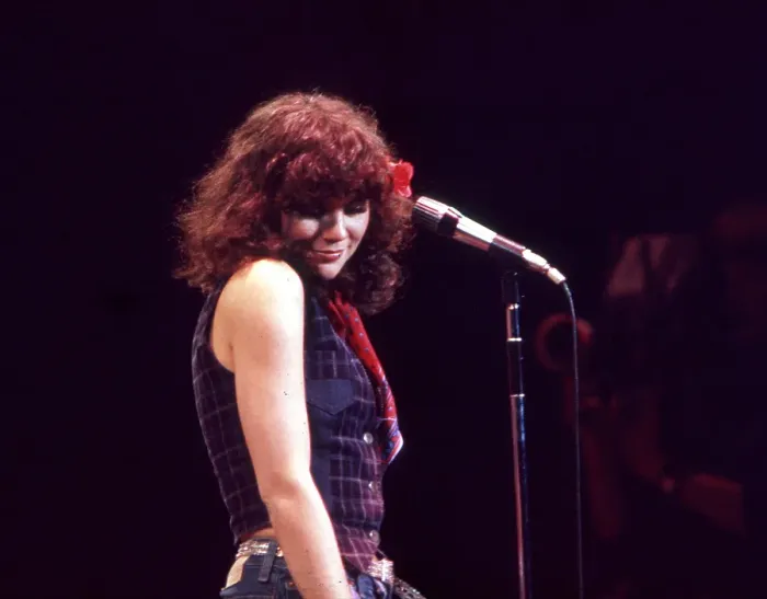 Framed Print : Photo of Linda Ronstadt