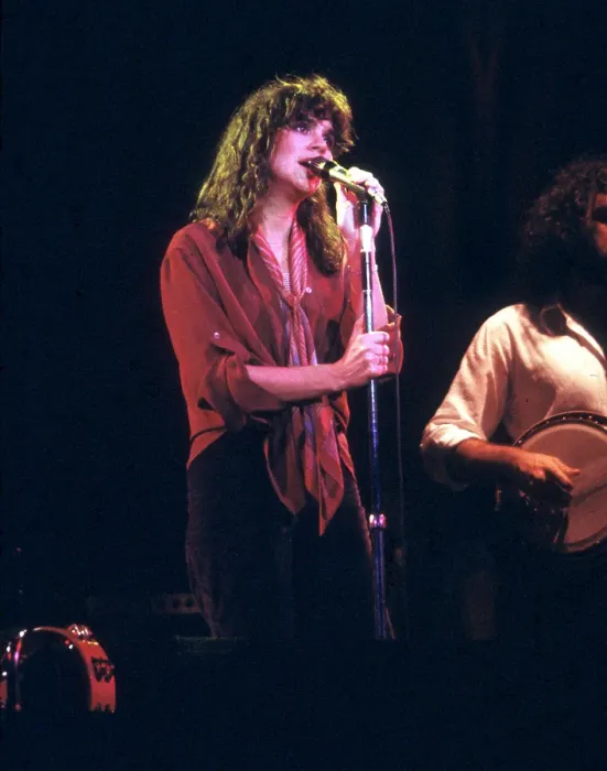 Framed Print : Photo of Linda Ronstadt Framed Print : Photo of Linda Ronstadt