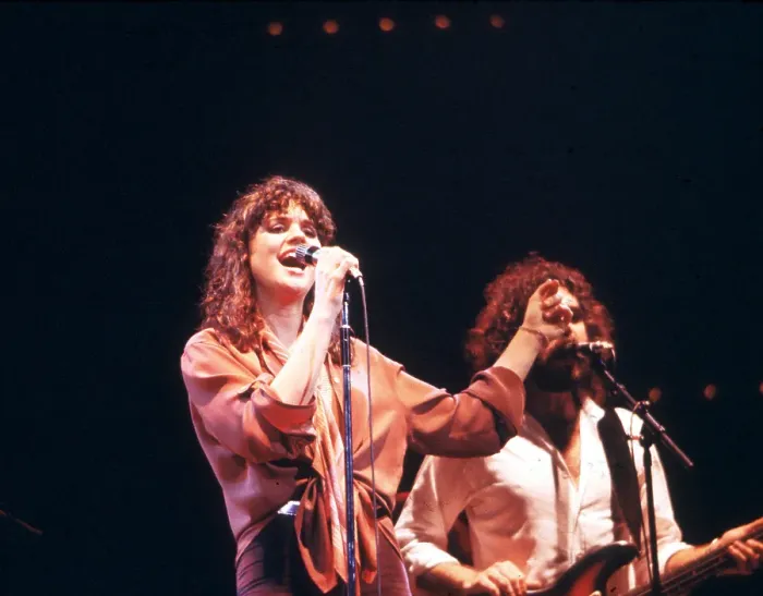 Framed Print : Photo of Linda Ronstadt Framed Print : Photo of Linda Ronstadt