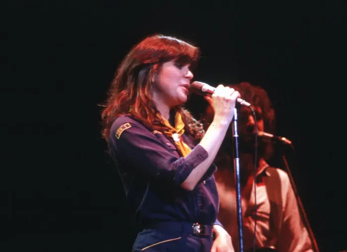 Framed Print : Photo of Linda Ronstadt Framed Print : Photo of Linda Ronstadt