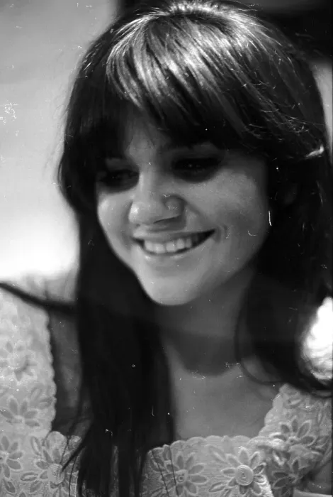 Framed Print : Photo of Linda Ronstadt Framed Print : Photo of Linda Ronstadt