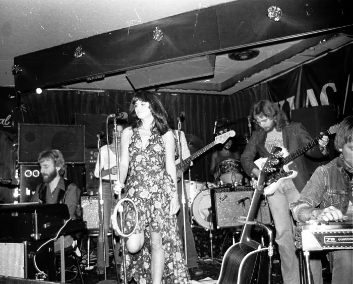 Framed Print : Photo of Linda Ronstadt