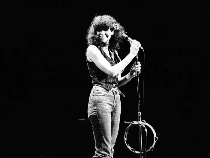 Framed Print : Photo of Linda Ronstadt Framed Print : Photo of Linda Ronstadt