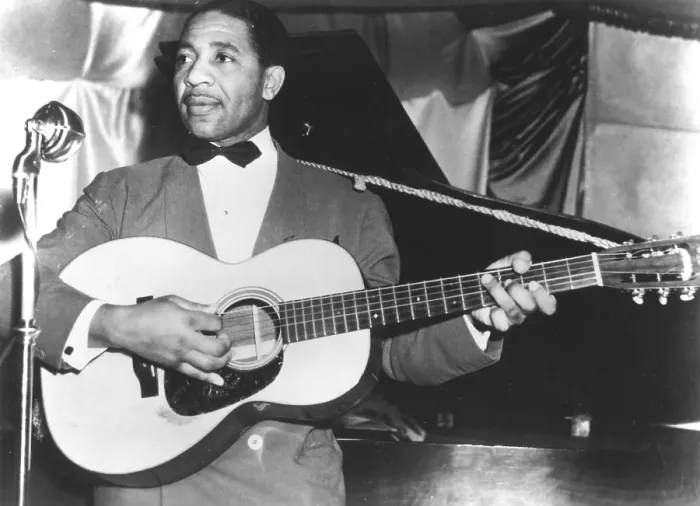 Framed Print : Photo of Lonnie Johnson Framed Print : Photo of Lonnie Johnson
