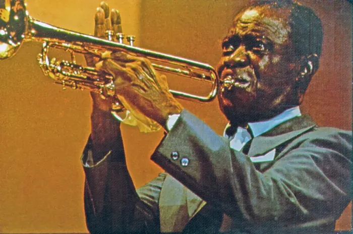 Framed Print : Photo of Louis Armstrong Framed Print : Photo of Louis Armstrong