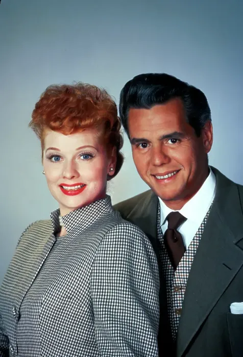 Framed Print : Photo of Lucy & Desi Arnaz