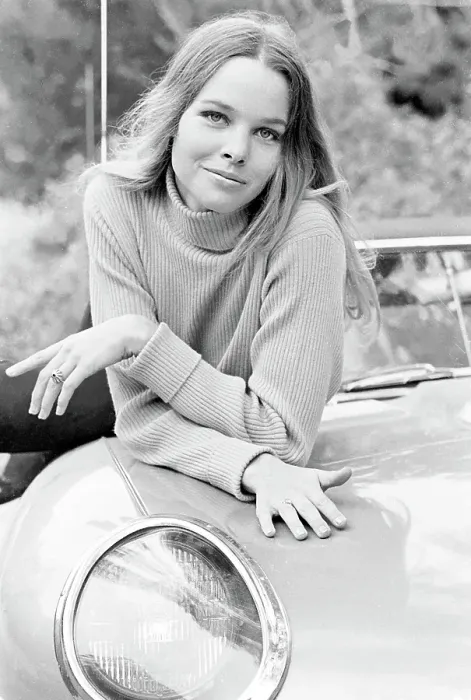 Framed Print : Photo of Michelle Phillips Framed Print : Photo of Michelle Phillips