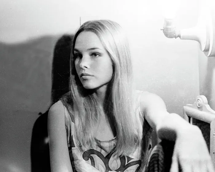Framed Print : Photo of Michelle Phillips Framed Print : Photo of Michelle Phillips