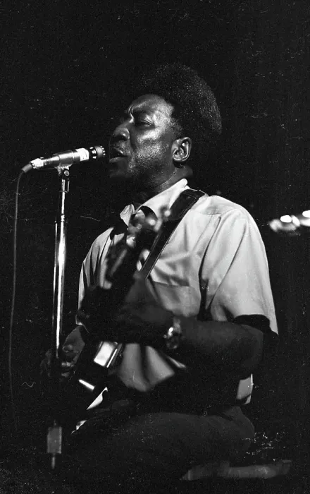 Framed Print : Photo of Muddy Waters Framed Print : Photo of Muddy Waters
