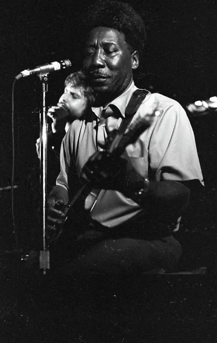Framed Print : Photo of Muddy Waters Framed Print : Photo of Muddy Waters