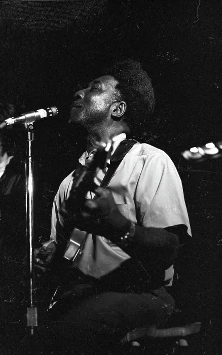 Framed Print : Photo of Muddy Waters Framed Print : Photo of Muddy Waters