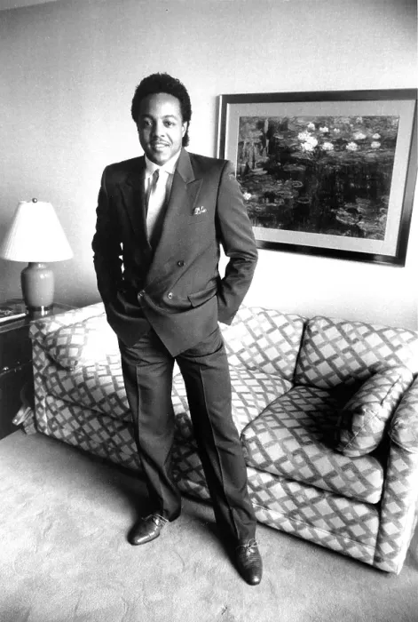Framed Print : Photo of Peabo Bryson Framed Print : Photo of Peabo Bryson