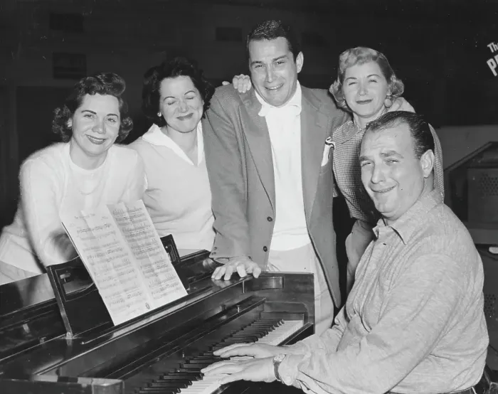 Framed Print : Photo of Perry Como Framed Print : Photo of Perry Como