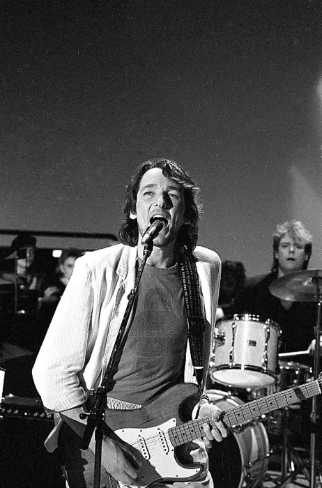 Framed Print : Photo of Roger Hodgson