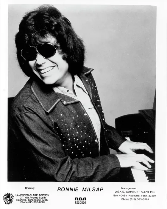 Framed Print : Photo of Ronnie Milsap Framed Print : Photo of Ronnie Milsap
